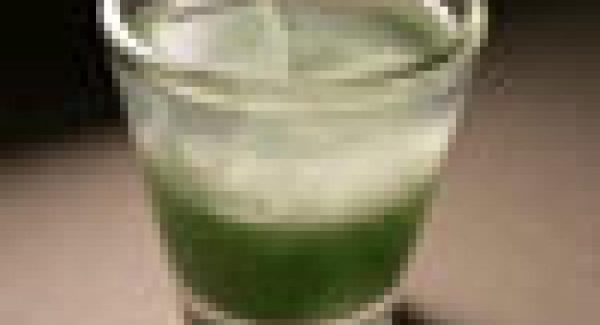 image of glass of green peas